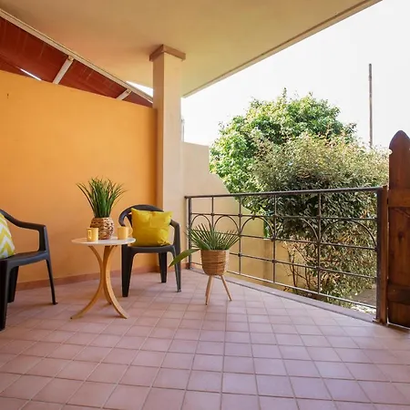 Apartment Sardinia Re - Borgo 66 *